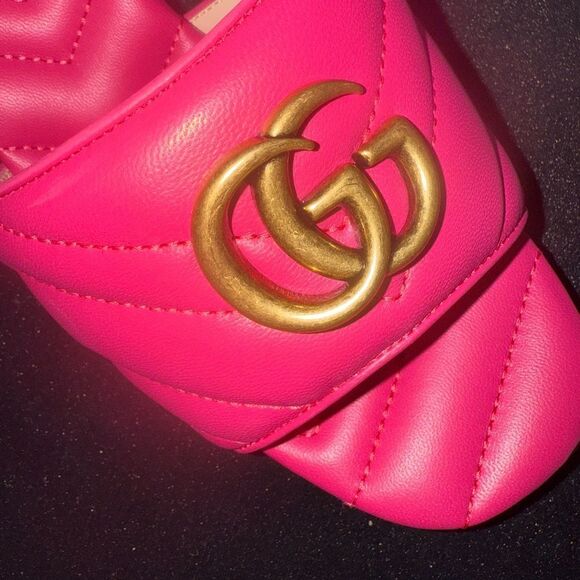 Brand new women’s size 9.5 Gucci Pink Quilted heel Sandal - Picture 12 of 12